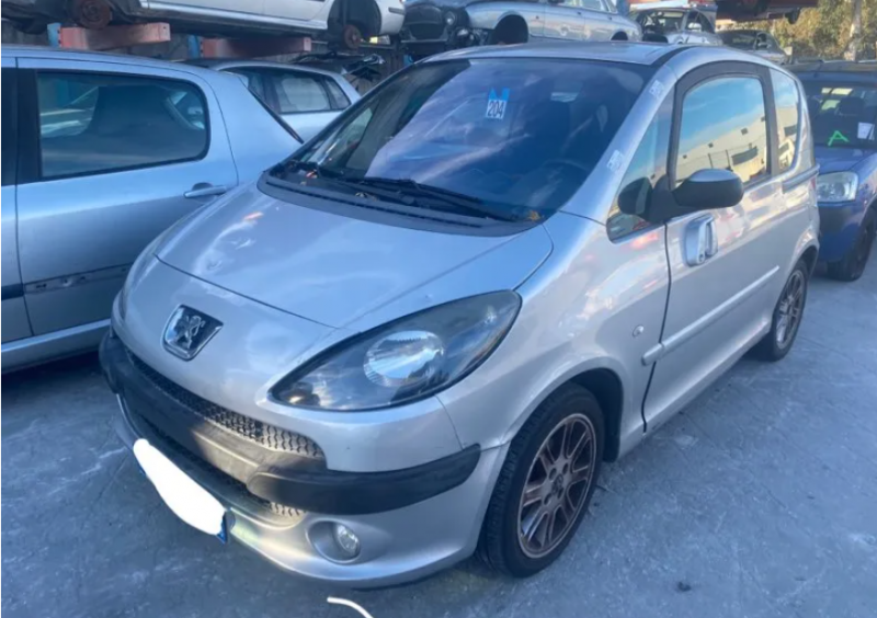 Peugeot 1007 pour pièces d'occasion à Toulon